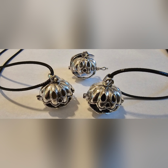 Halloween Silver Color Pumpkin Cage with 10mm Black Obsidian Gemstone Necklace - Picture 11 of 11